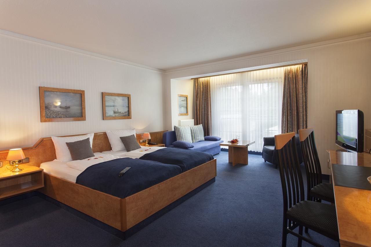 Hotel Celina Niederrheinischer Hof เครเฟลด์ ภายนอก รูปภาพ
