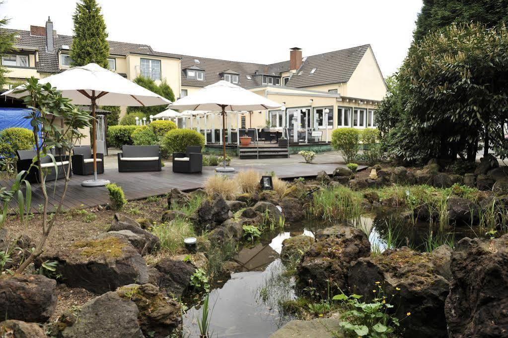 Hotel Celina Niederrheinischer Hof เครเฟลด์ ภายนอก รูปภาพ